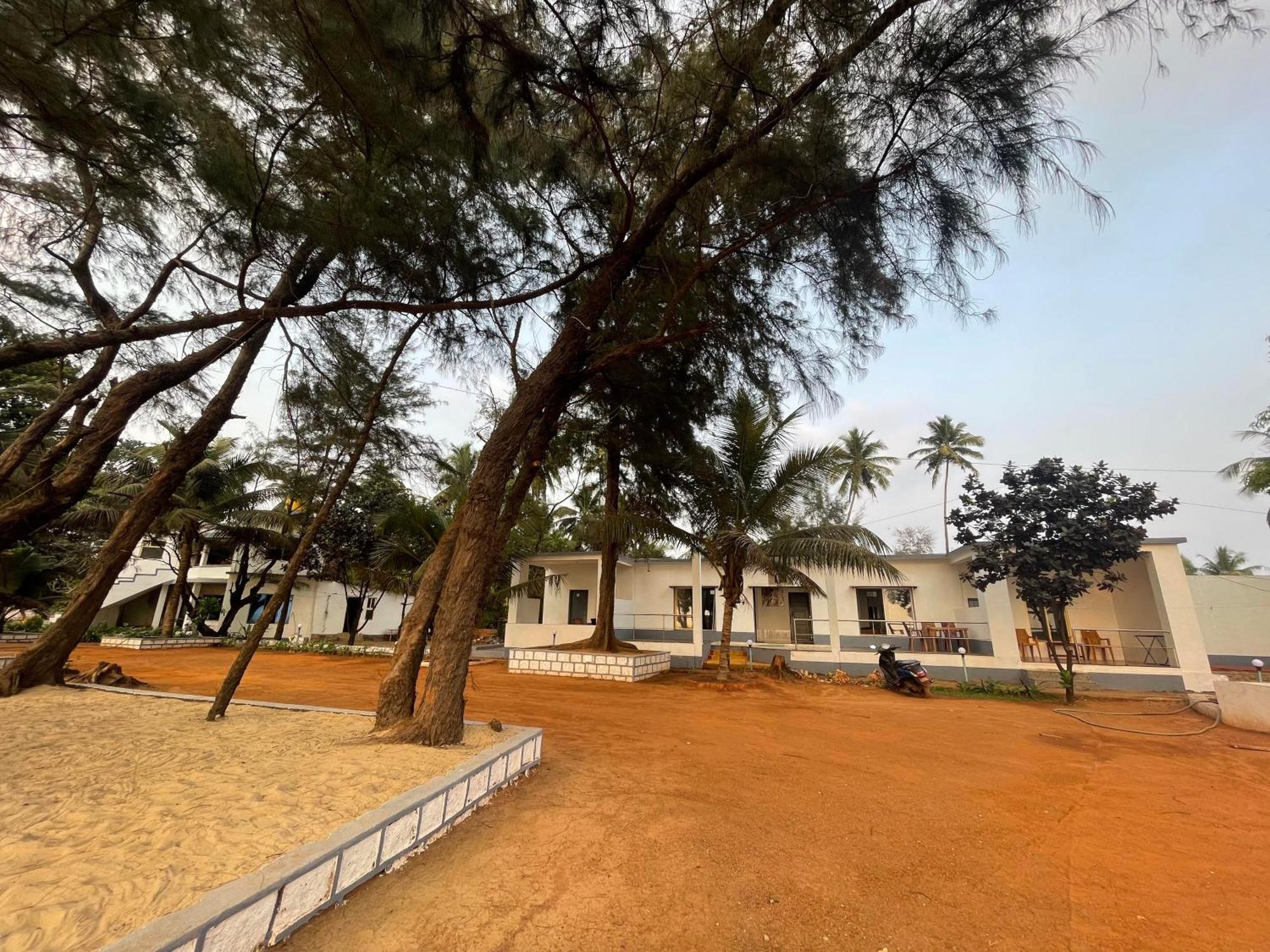 The Meraki Beach Resort Gokarna  Kültér fotó
