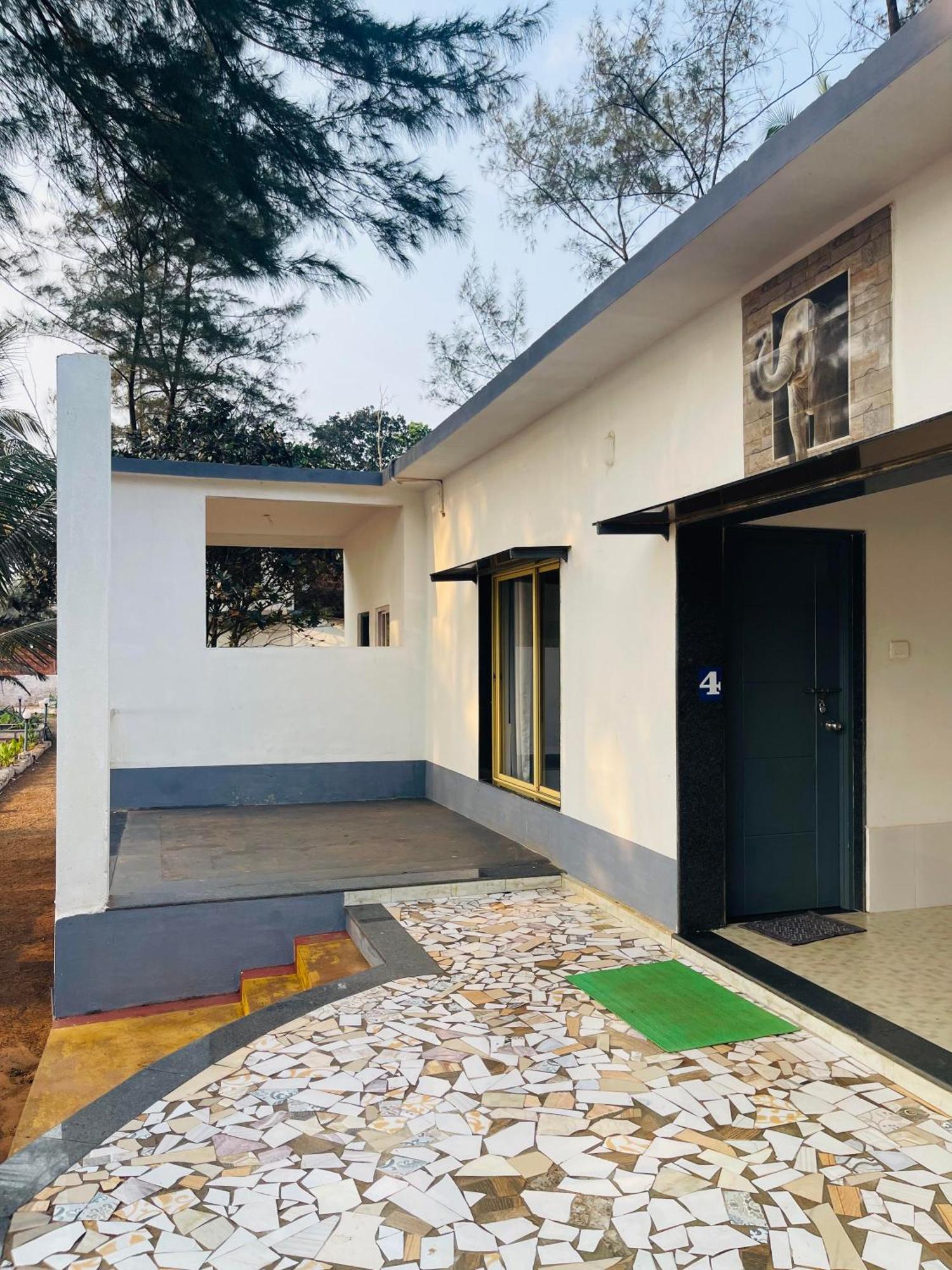 The Meraki Beach Resort Gokarna  Kültér fotó